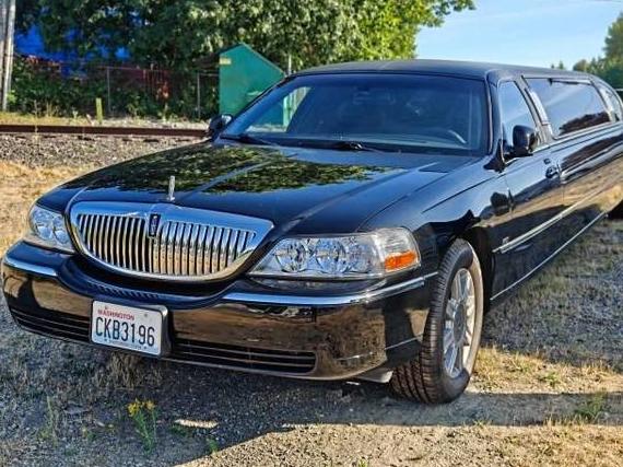 LINCOLN TOWN CAR 2006 1L1FM88W76Y643751 image LINCOLN TOWN CAR 2006 1L1FM88W76Y643751 image